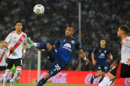 Argentine League suspended matches after death of Pope Francis