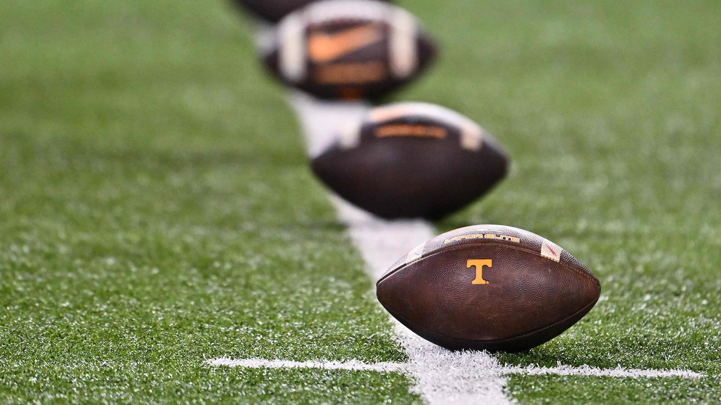 College football analyst Paul Finebaum sends clear message about Nico Iamaleava: “I would stay away from him”