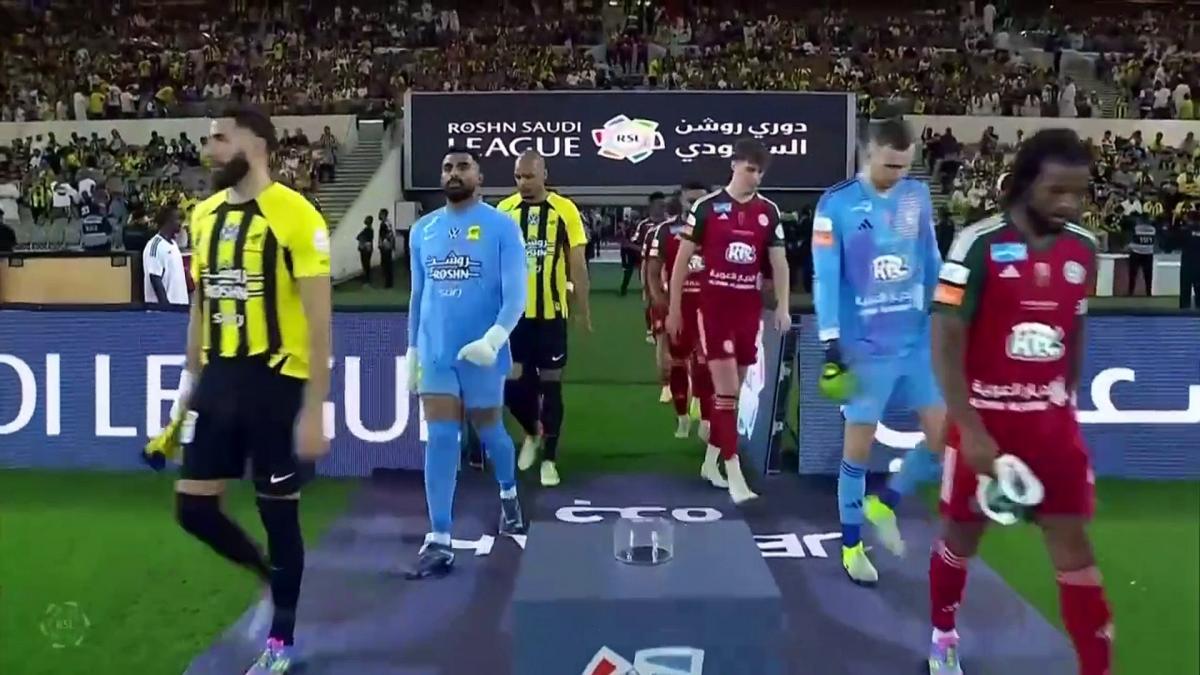Benzema does not fail his appointment with the goal and brings ittihad to the league title