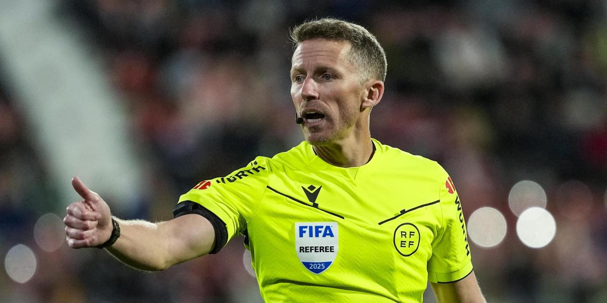 Hernández Hernández agreed with Real Madrid at a 48 -hour meeting to direct the classic