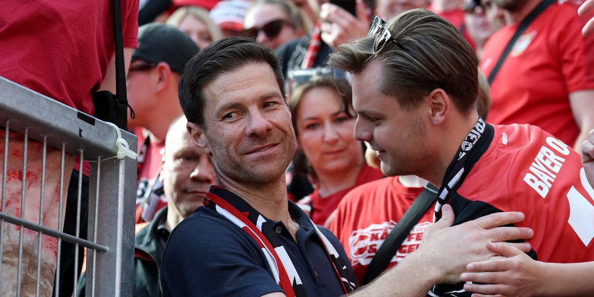 Xabi Alonso, waiting