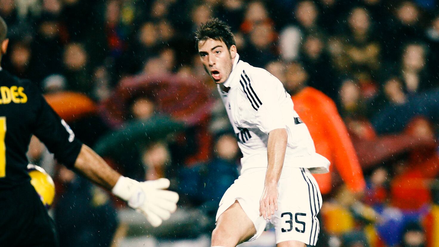 Footballers that you had never imagined that they played a classic