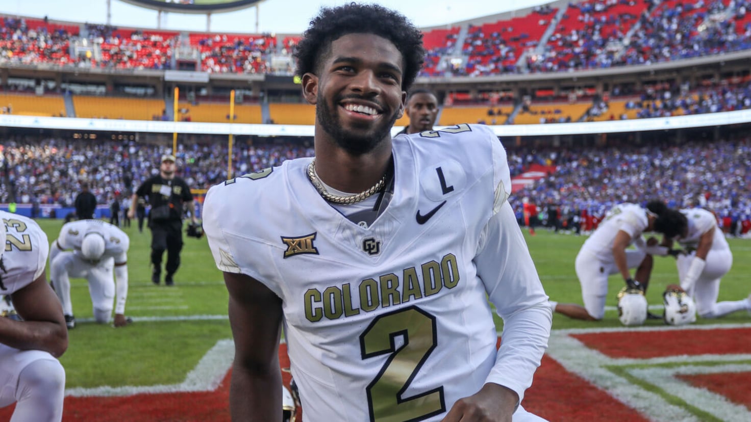 NFL executives weigh in on Shedeur Sanders: “The best thing to happen might be to get away from his father”